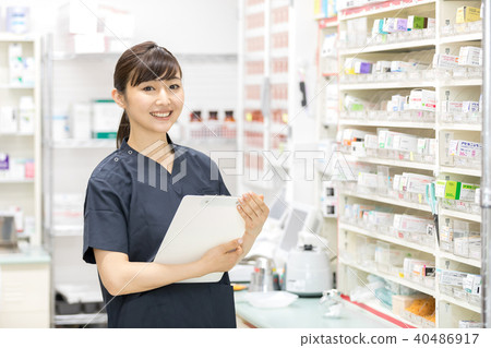 Dispensing pharmacy Pharmacy 40486917
