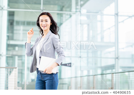 Business woman Business woman 40490635