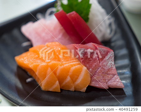 Sashimi 40491259