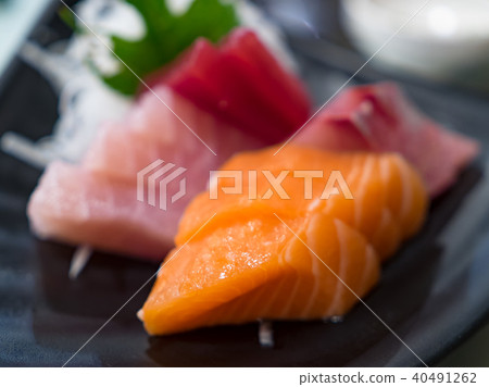 Sashimi 40491262