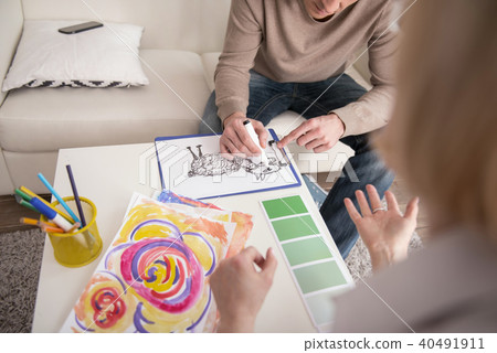 Male hands depicting his emotions 40491911