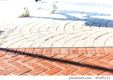 path path 40495211