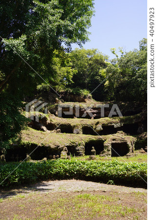 Mandolida tower group 40497923