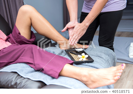 Spa and Thai massage, relaxing and healthy Spa and Thai massage, relaxing and healthy 40518571