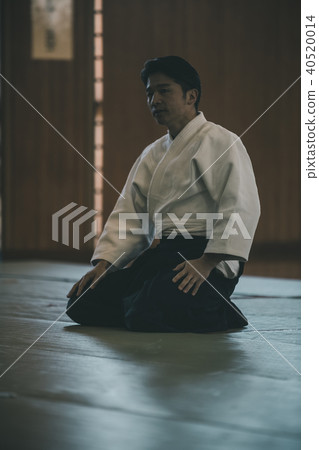 male, males, man 40520014