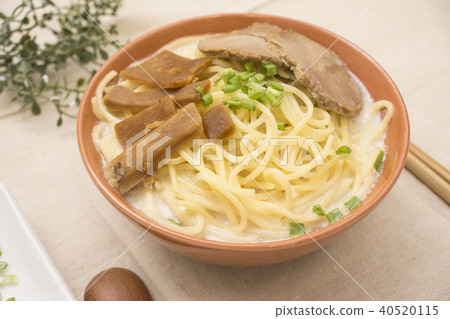 日式拉麵 40520115