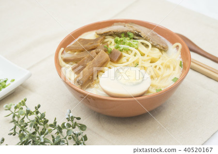 日式拉麵 日式拉麵 40520167