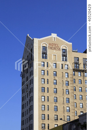 Hotel Teresa 40520429