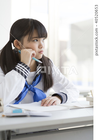 學習的女孩學習 40520653