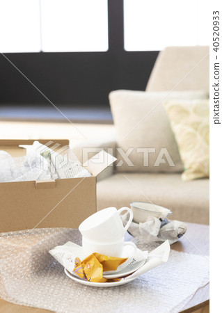 Packed cup and saucer Packed cup and saucer 40520933