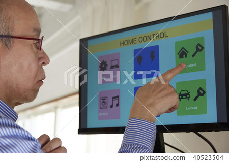 Smart home senior Smart home senior 40523504