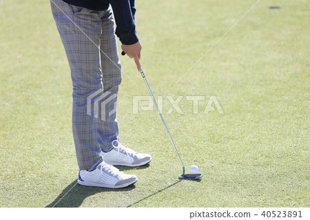 Men who play golf Men who play golf 40523891