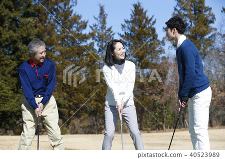 Person who takes golf lessons Person who takes golf lessons 40523989