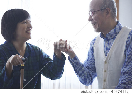 Senior couple care Senior couple care 40524112