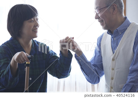 老年夫婦護理 40524116