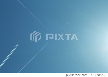 Contrail Contrail 40528452