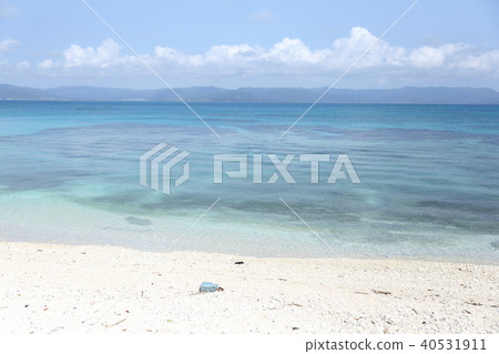 Sea of Shinshiro Island Sea of Shinshiro Island 40531911