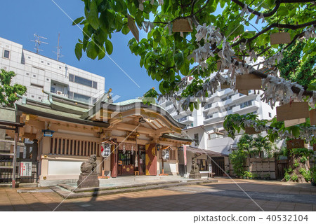 Takanawa Shrine 40532104
