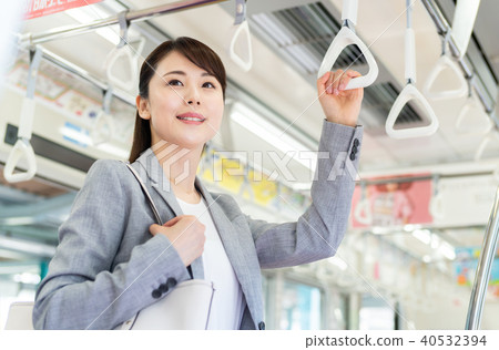 女商人（火車）攝影合作“京王電鐵有限公司” 40532394