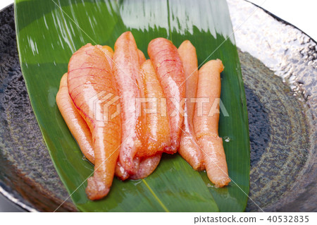 Egg of egg (fish) 40532835