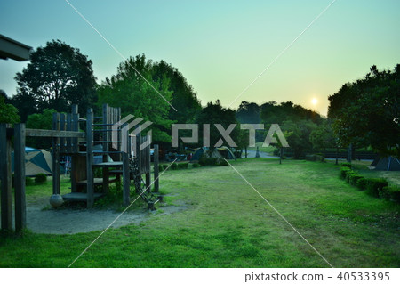 Morning scenery of a campsite 40533395