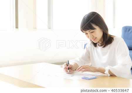 最後的宣言，資格考試，女性努力，20年代 40533647
