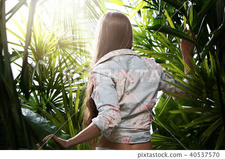 through the jungle 40537570