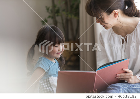 家庭微笑圖畫書 家庭微笑圖畫書 40538182