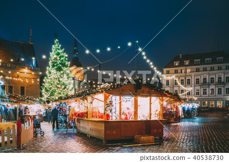 Tallinn, Estonia. Traditional Christmas Market On Town Hall Square 40538730