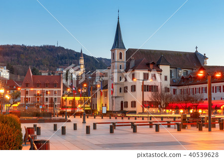 Annecy. Church of St. Maurice at sunset. 40539628