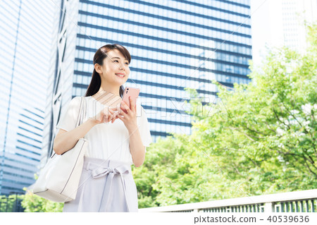 女商人（智能手機） 40539636