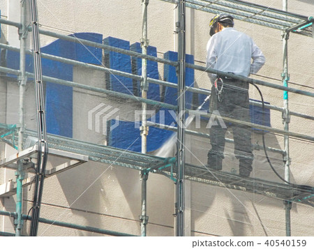 Exterior renovation of large commercial facilities is from high pressure cleaning 40540159