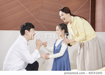 醫院，醫生，母親，女兒 40541005