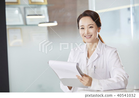 Hospital, doctor Hospital, doctor 40541032