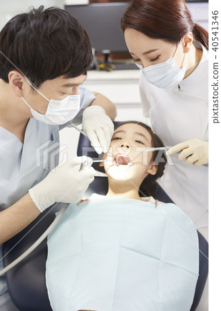 Hospital, dentist, doctor, nurse, patient, girl Hospital, dentist, doctor, nurse, patient, girl 40541346