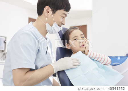 醫院,醫生,病人,女孩 醫院,醫生,病人,女孩 40541352
