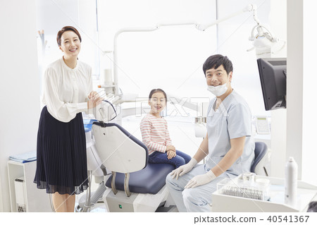 Hospitals, doctors, mothers, daughters Hospitals, doctors, mothers, daughters 40541367