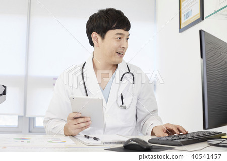 Hospital, doctor Hospital, doctor 40541457