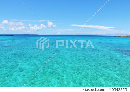 Blue sky and blue sea of Okinawa Miyakojima 40542255