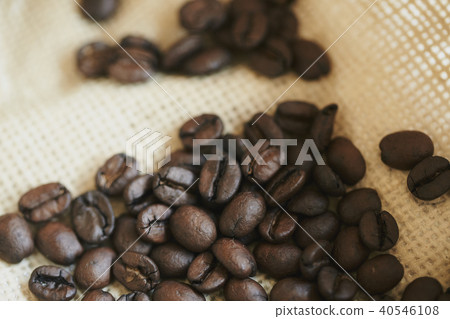 Coffee beans flour mill cafe 40546108