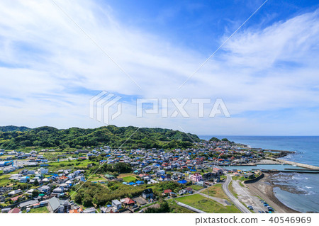 在Tirayama市Hirasagoura海岸附近的鳥瞰圖 40546969