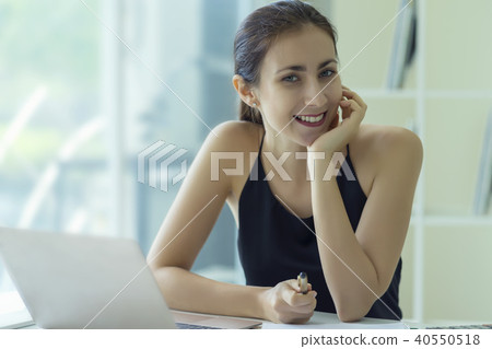 businesswoman working with laptop computer businesswoman working with laptop computer 40550518