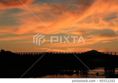 Kyoto Arashiyama Morning Fire Kyoto Arashiyama Morning Fire 40552282