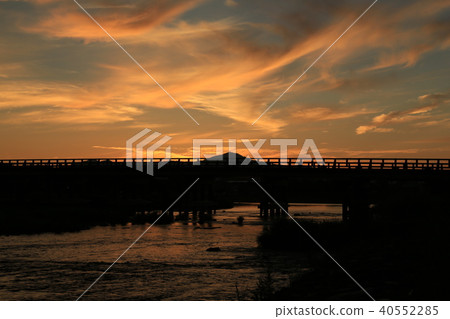 Kyoto Arashiyama Morning Fire 40552285