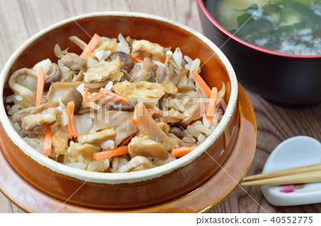 煮熟的米飯 煮熟的米飯 40552775