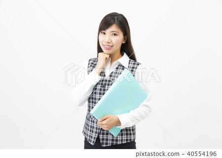 Woman dressed in office clothes 40554196