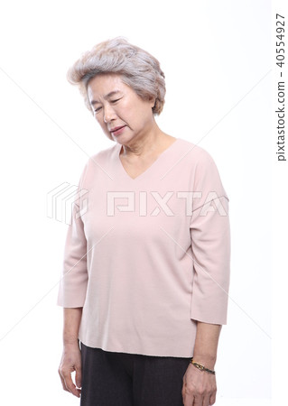 Asian facial expressions, senior, middle-aged, elderly, grandmother, close-up, yawning, helplessness, fatigue Asian facial expressions, senior, middle-aged, elderly, grandmother, close-up, yawning, helplessness, fatigue 40554927