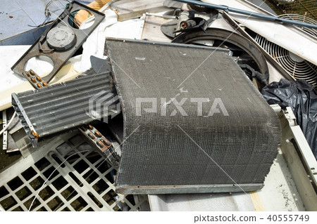 Old and Broken Air Conditioner unit. 40555749