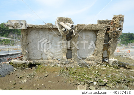The building that was turned over by the tsunami The building that was turned over by the tsunami 40557458