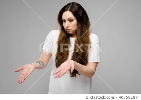 Attractive overweight woman 40559187